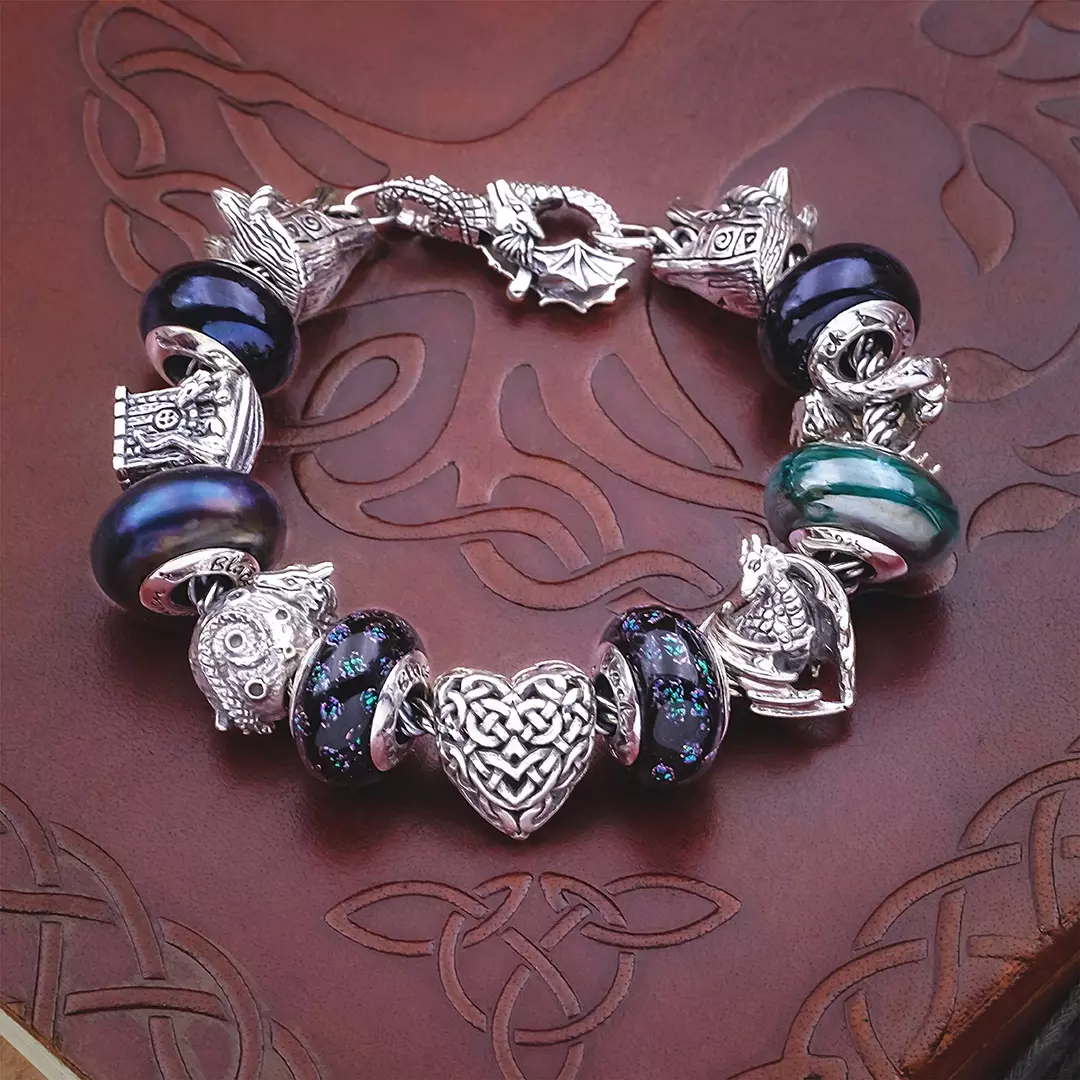 Heart Shield Charm Bead