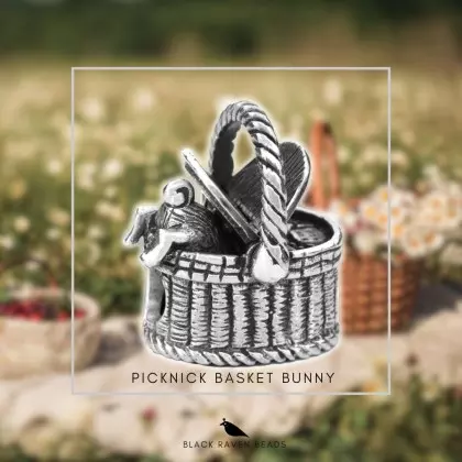 Picknick Basket Bunny Charm Bead