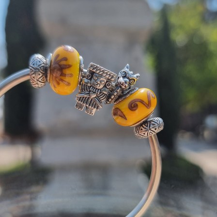 charm-beads-bangle-maya.jpg